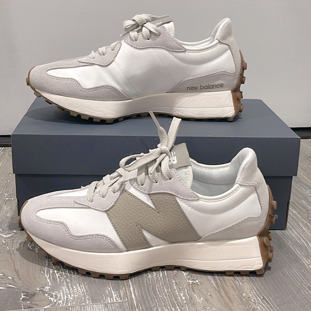 New Balance Women 327